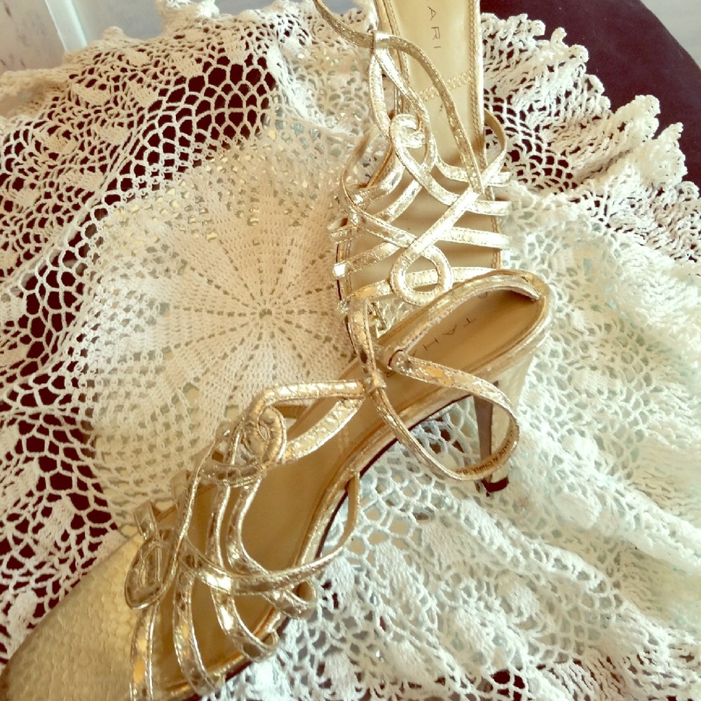 Dino style Gold metallic  sandals with 3 1/4 heel.